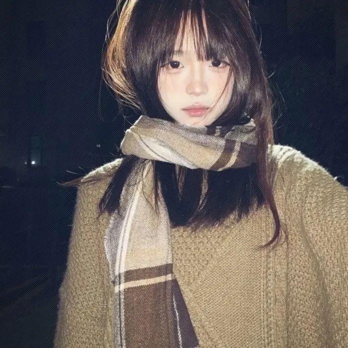 有秘密的她
